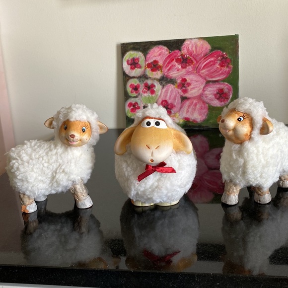 A bundle of sheep 🐑 figurines - Picture 7 of 13